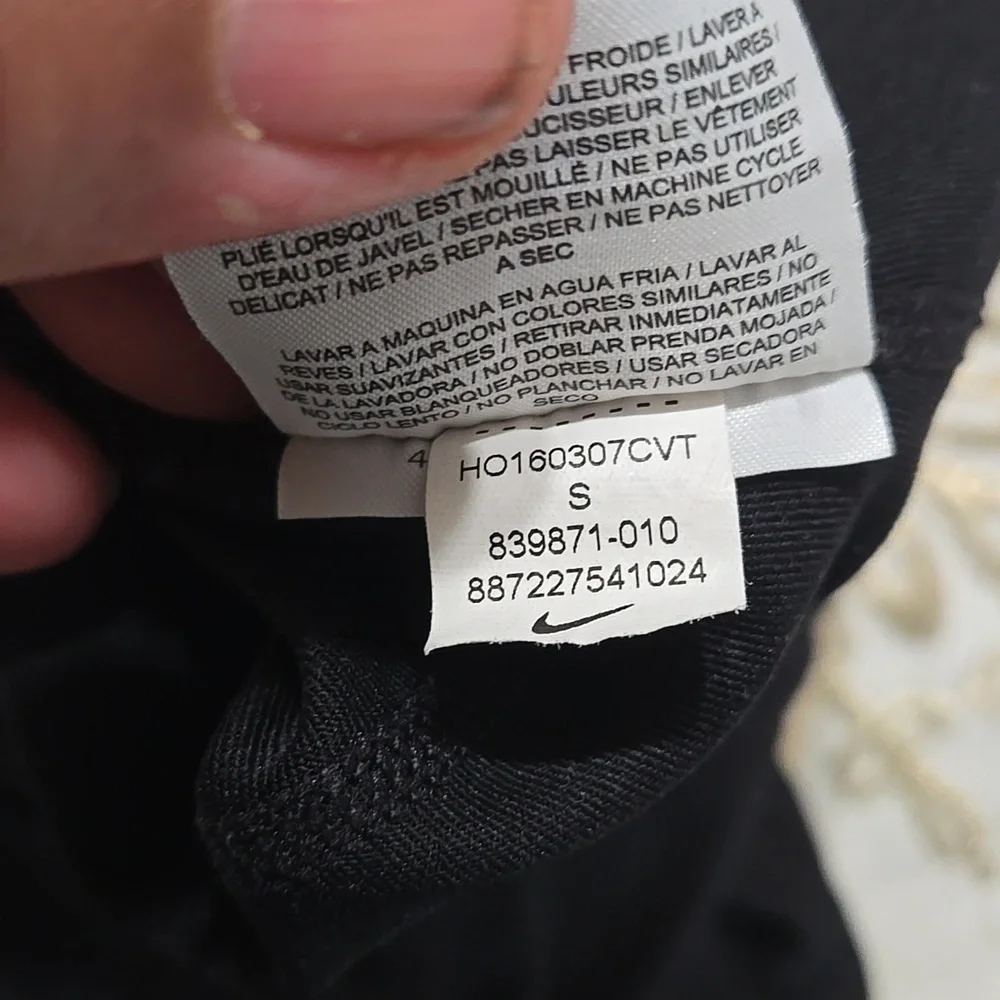 Nike Women's Run Fast Live Fearless Black Running Leggings Sz‎ S
